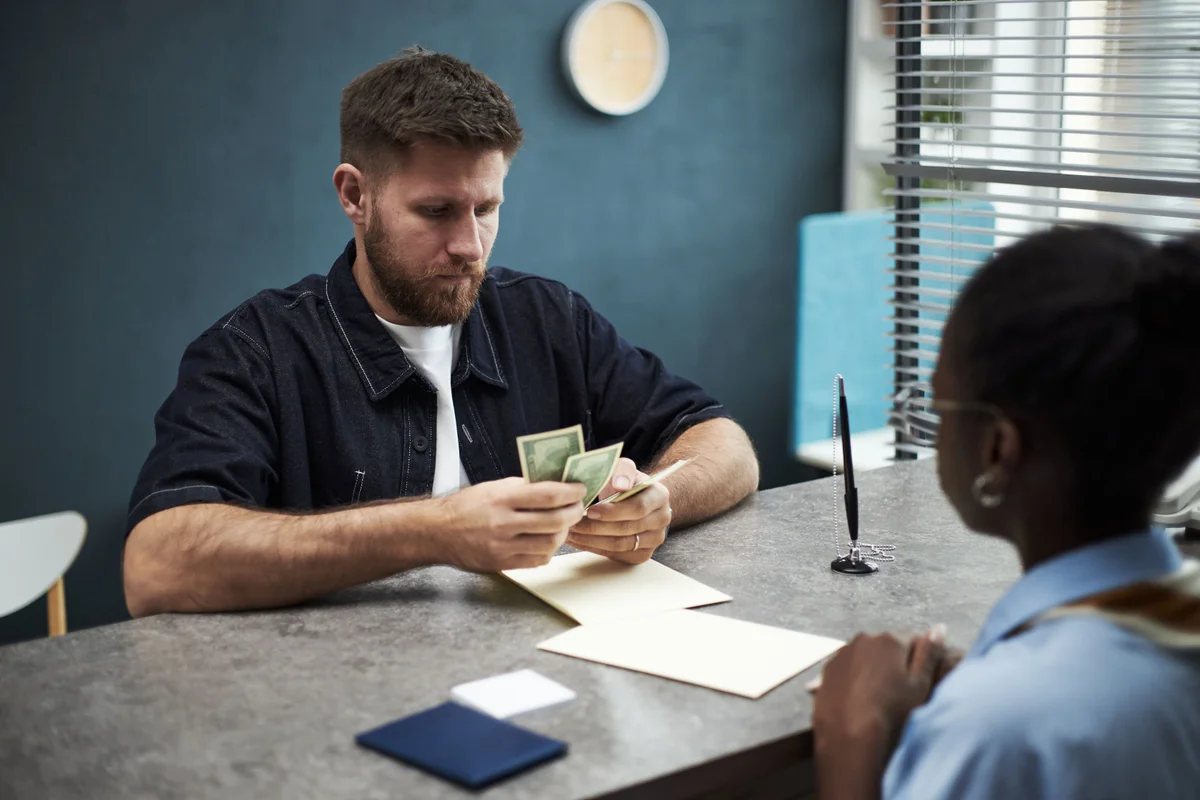 ปิดงบช้า-ยื่นไม่ทันพฤษภาคม โดนปรับเท่าไหร่? เช็กลิสต์เตรียมตัวสำหรับ SME ที่เพิ่งเปิดบริษัทปีแรก